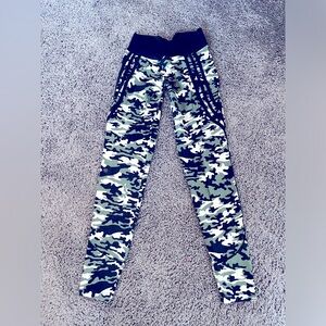 COPY - Blue Body Brazil Butt Scrunch Leggings